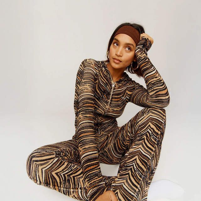 LOBBY LOUNGE KNIT