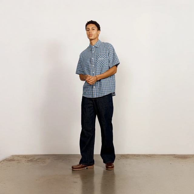 GRANDAD CHECK BUTTON DOWN